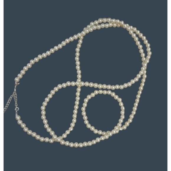 Vintage Style 60" Faux Pearl Necklace - Picture 2 of 3